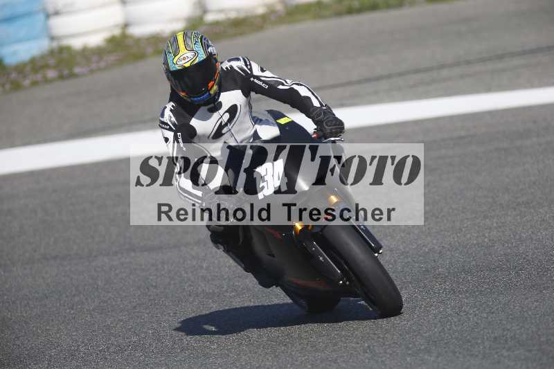 /Archiv-2024/02 29.01.-02.02.2024 Moto Center Thun Jerez/Gruppe gruen-green/134